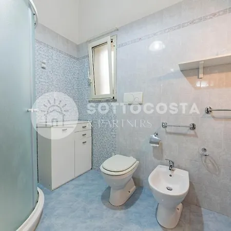 Daire Barbarella's Flat - *