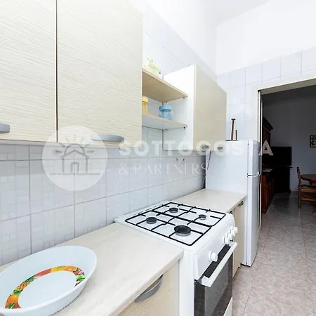 Barbarella's Flat - Daire *